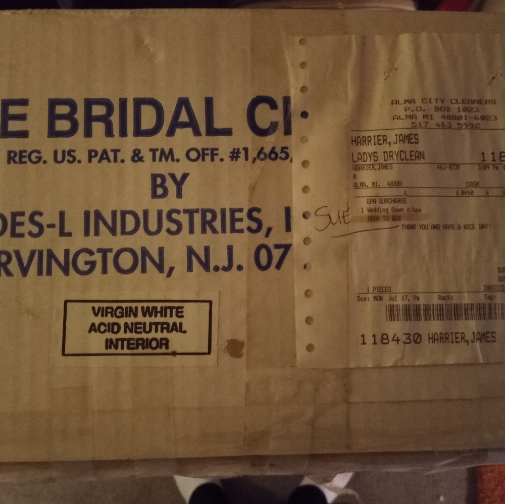 Wedding dress